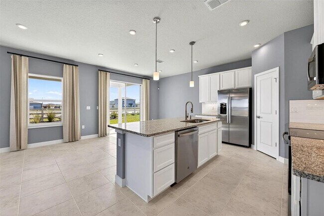 Building Photo - 6408 Domizio Dr