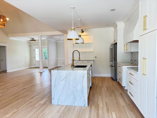 Building Photo - 7203 Brisbane Ct