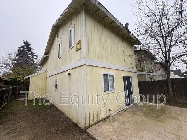 Building Photo - 2806 W Mission Ct