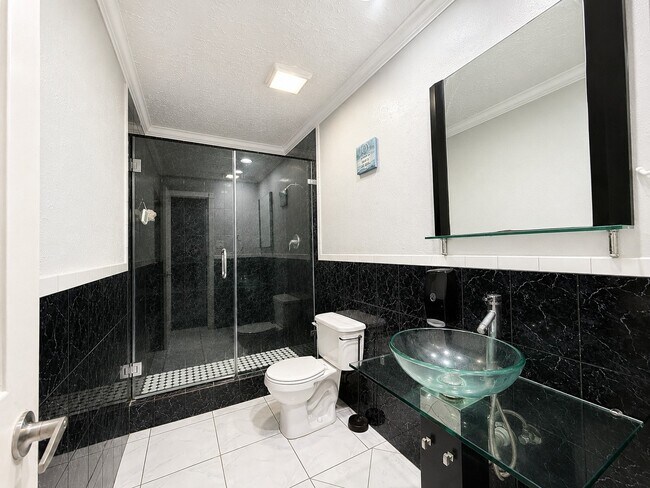 Building Photo - 15719 Red Springs Dr