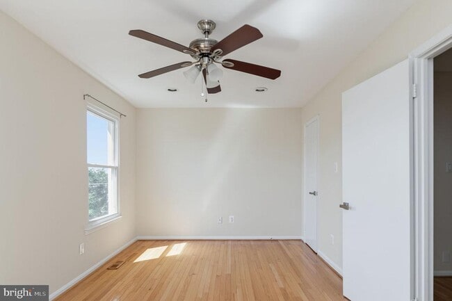 Building Photo - 7886 Brighton Way