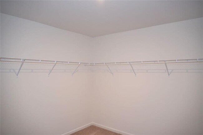 Building Photo - 4374 Kendrick Cir