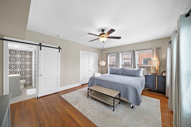 Building Photo - 1631 Castle Ct