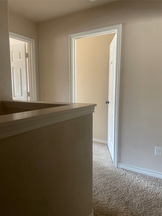 Building Photo - 128 Bolero Way
