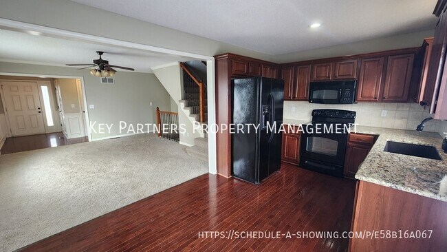 Building Photo - 1623 N 128th St