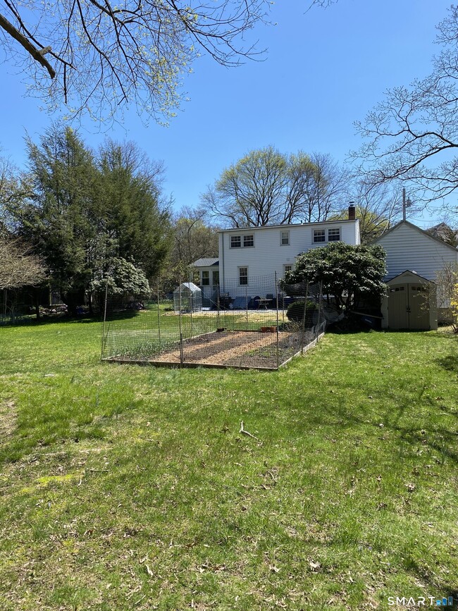 Building Photo - 276 Dunnlea Rd