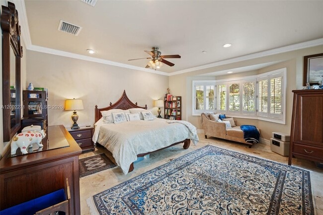 Building Photo - 10740 SW 74th Ct