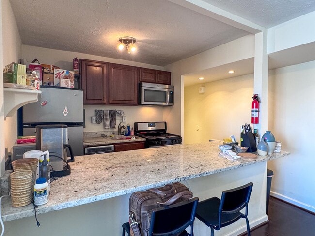 Building Photo - 1440 N St NW