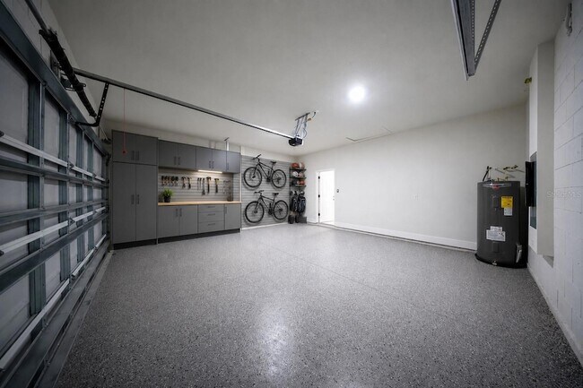 Building Photo - 3286 W Crandon Dr
