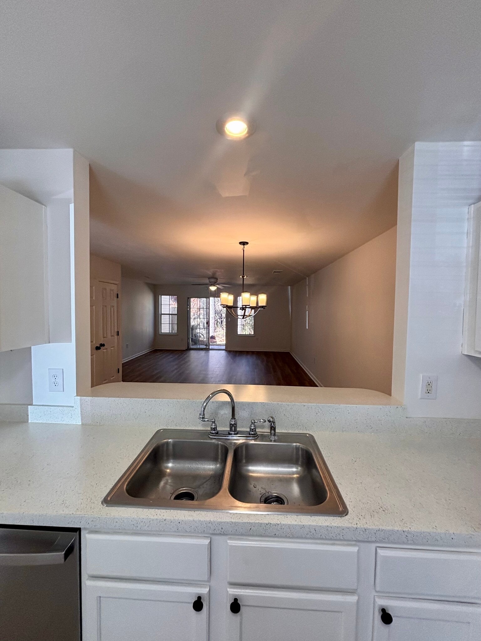 Building Photo - 1116 Island Club Dr