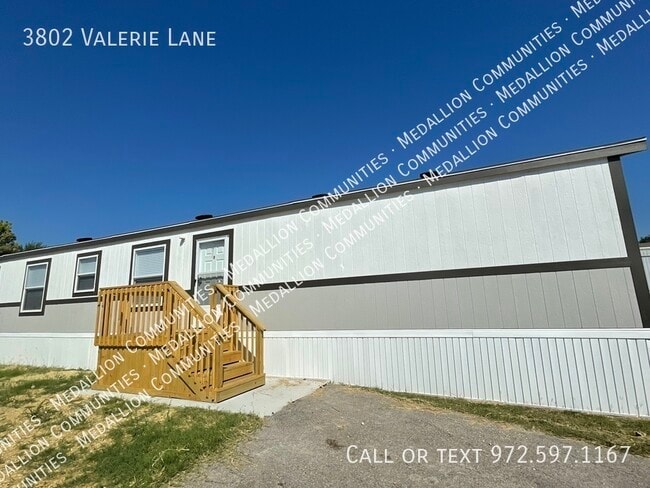 Building Photo - 3802 Valerie Ln