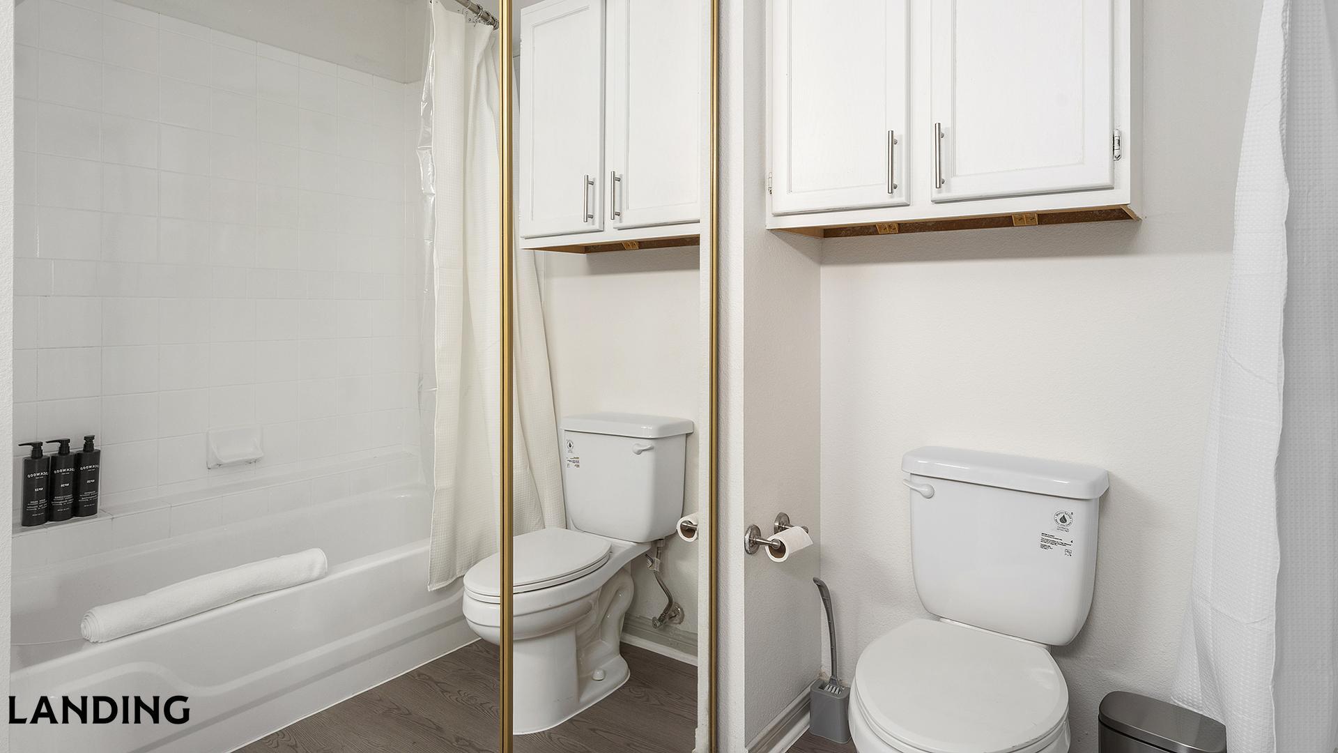 Building Photo - 19275 Stone Oak Pkwy