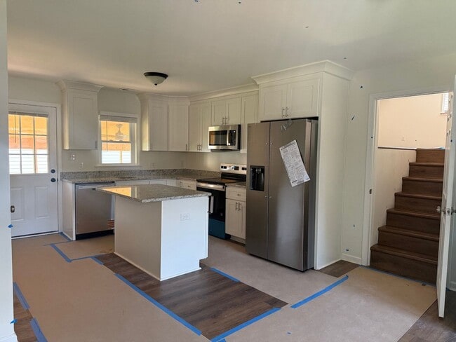 Building Photo - Norfolk Highlands