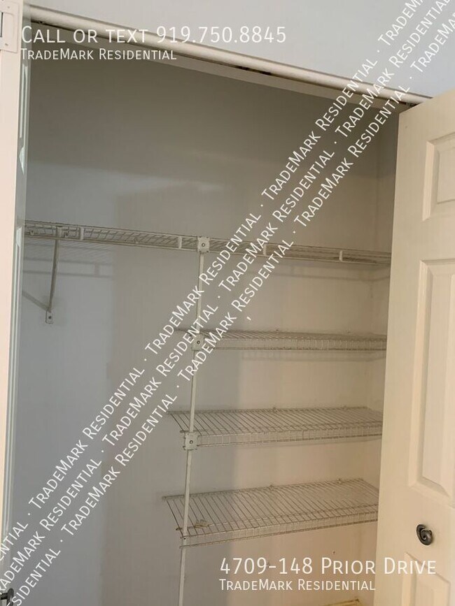 Building Photo - 4709 Prior Dr
