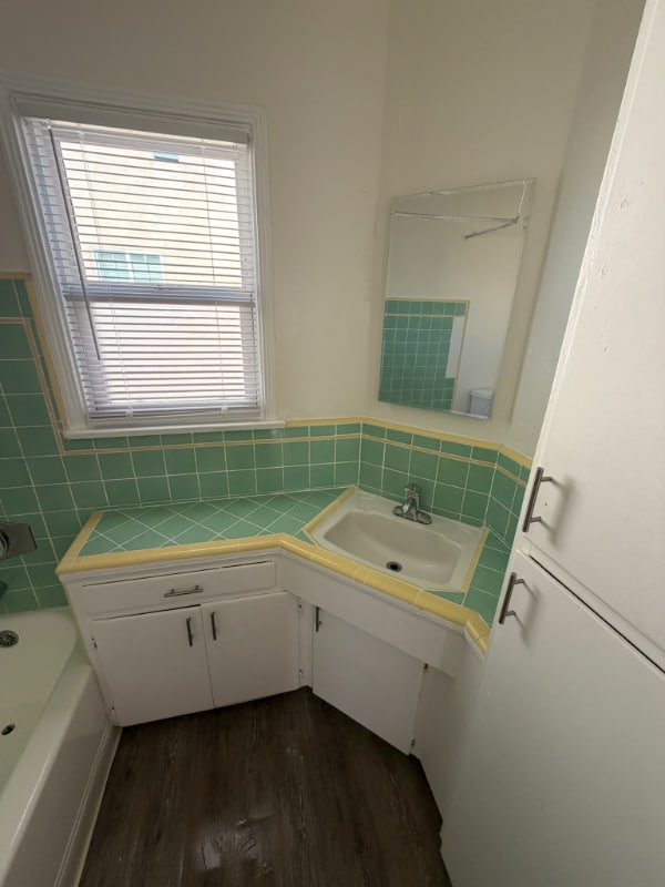 Building Photo - 1783 S Marvin Ave