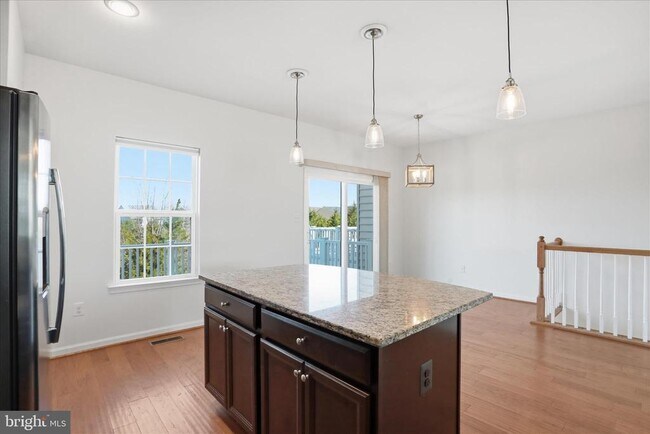 Building Photo - 166 Trout Lily Dr