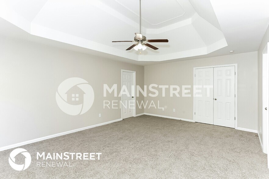 Building Photo - 5118 Upper Elm St