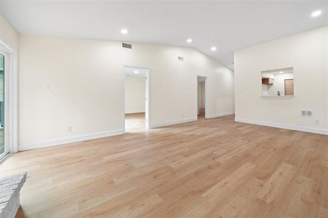 Building Photo - 820 St Andrews Ct