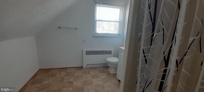 Building Photo - 6731 Edwards Ave