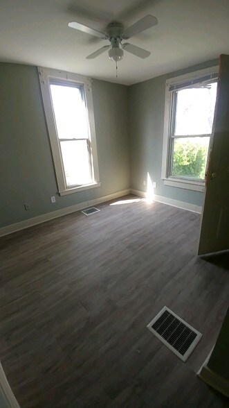 Bedroom #3 - 1600 Beech St