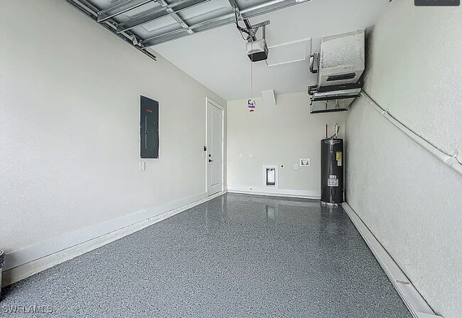 Building Photo - 316 Poplar St