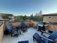 Building Photo - 505 Columbia St