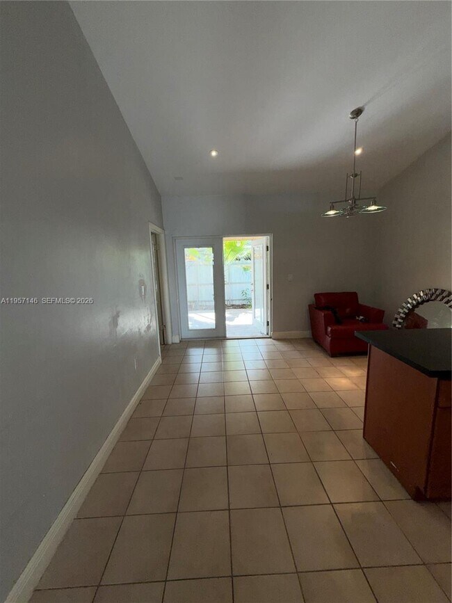 Building Photo - 8712 NW 108th Ln