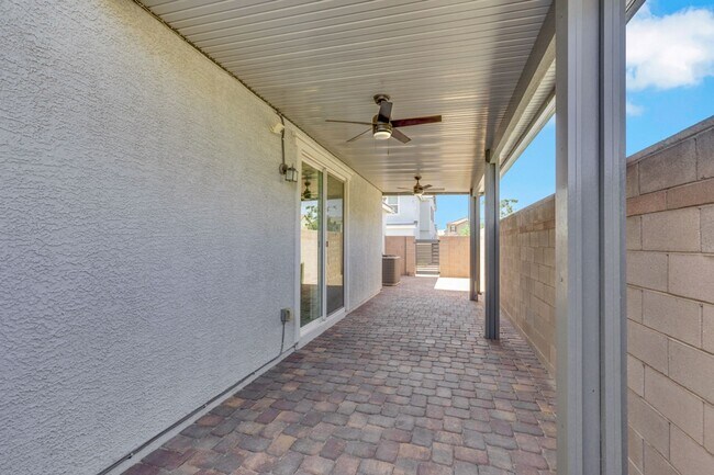 Building Photo - Gorgeous 3 bedroom Inspirada home
