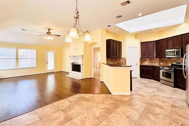 Building Photo - 24535 Sawgrass Meadow Ln