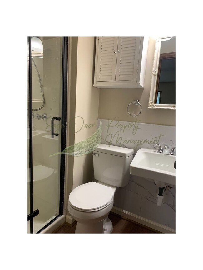 Building Photo - 3 BEDROOM IN BLUE SPRINGS!!!