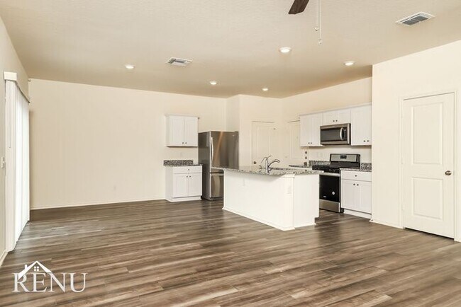 Building Photo - 5227 Dawn Break