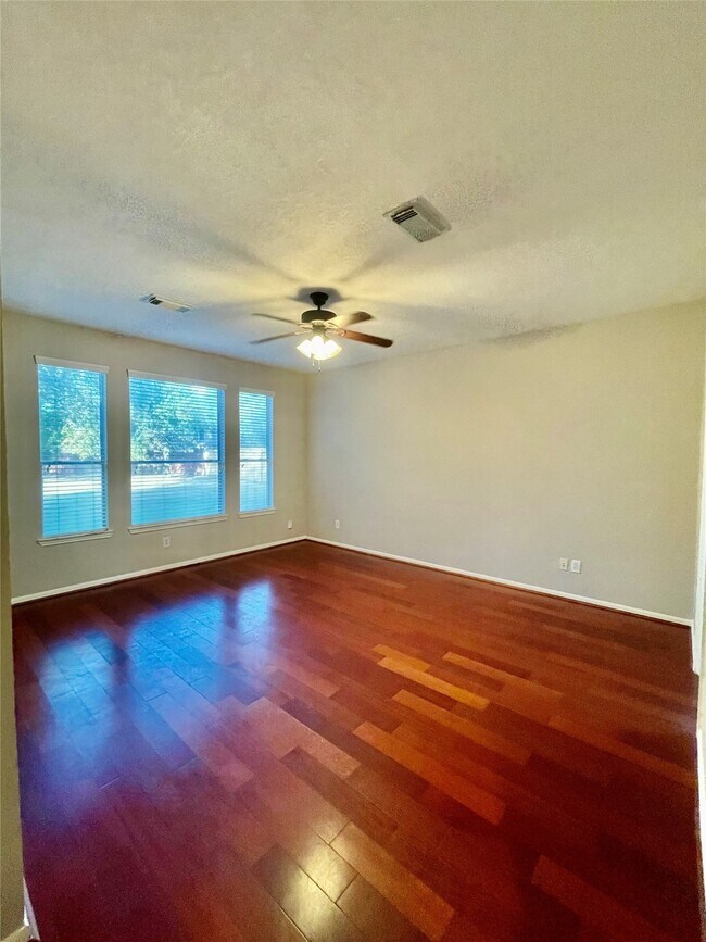 Building Photo - 16507 Shady Canyon Ct