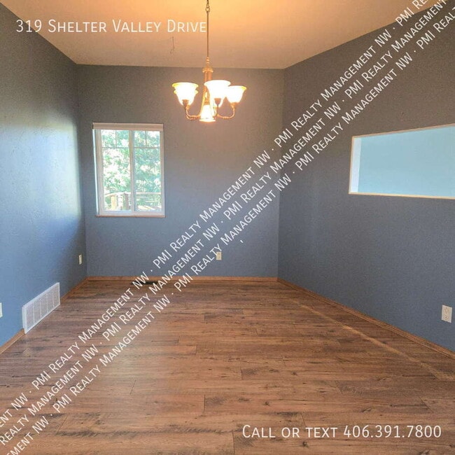 Building Photo - 319 Shelter Valley Dr