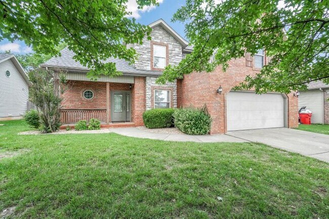 Primary Photo - 1403 W Maplewood St