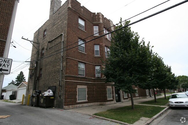 Building Photo - 8001 S Bishop St