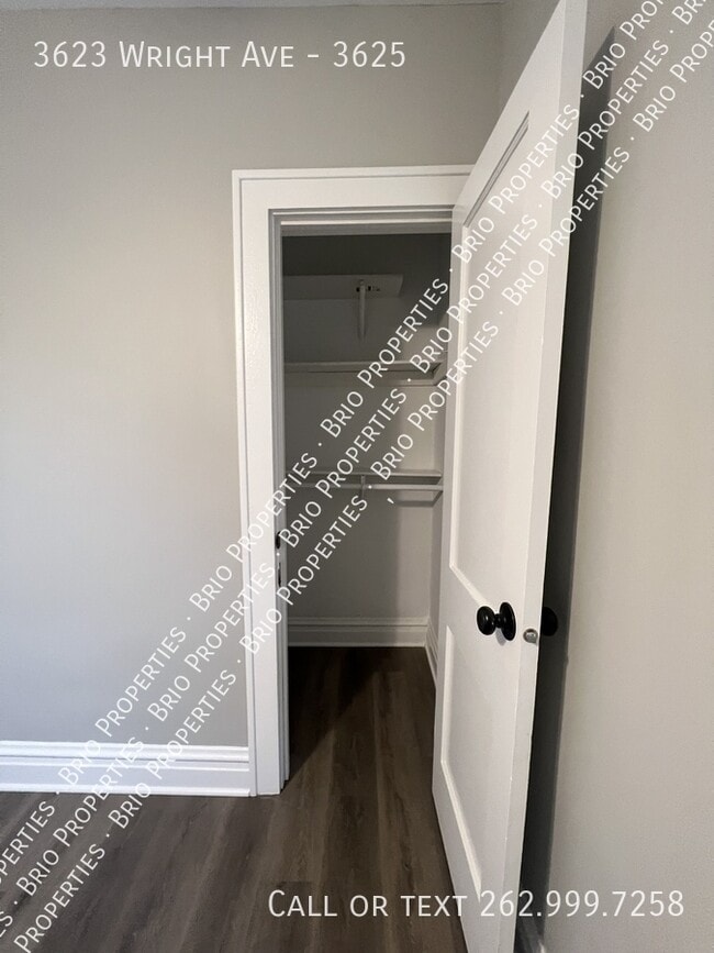 Building Photo - 3623 Wright Ave