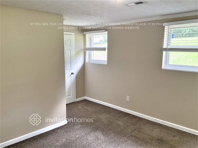 Building Photo - 3141 Flat Shoals Rd