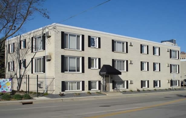 Building Photo - The Beacon