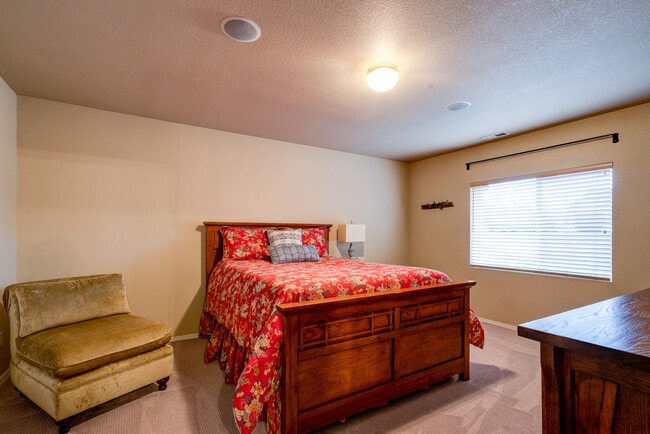 Building Photo - 5613 Bridlespur Ridge Pl