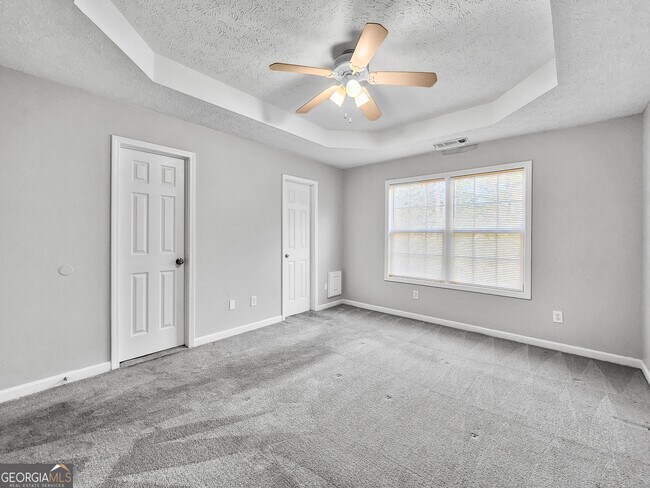 Building Photo - 25 Haywood Ct