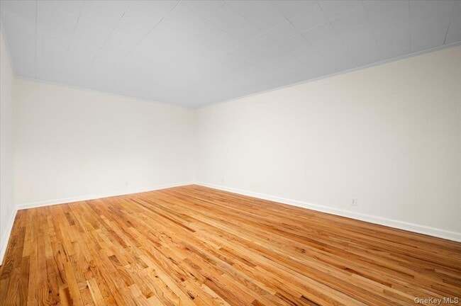 Building Photo - 437 Pelham Rd