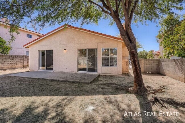 Building Photo - 5084 W Blackbird Dr
