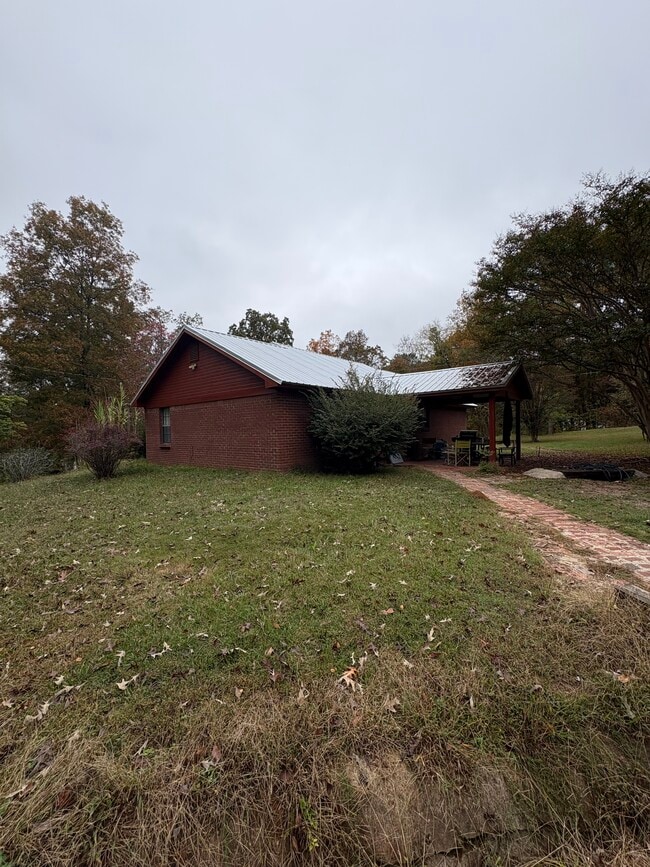 Building Photo - 3 Co Rd 2017