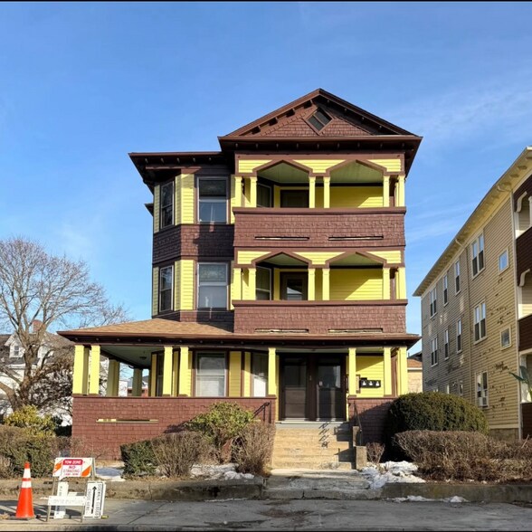 Building Photo - 49-51 Houghton St