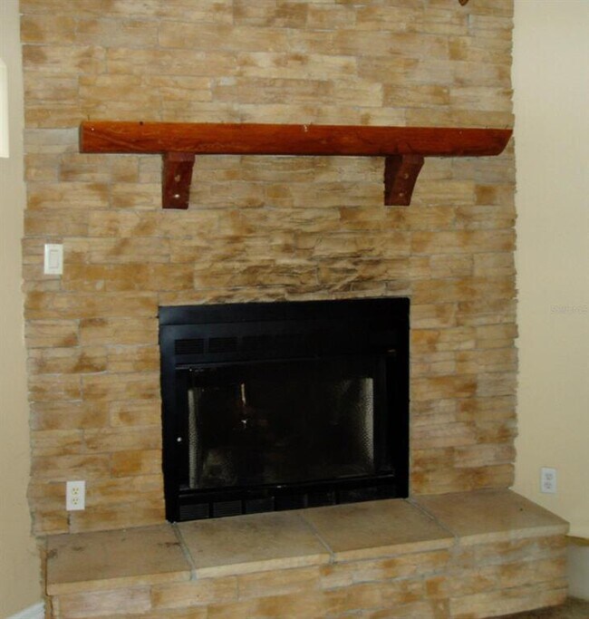 Building Photo - 20 Empress Ln