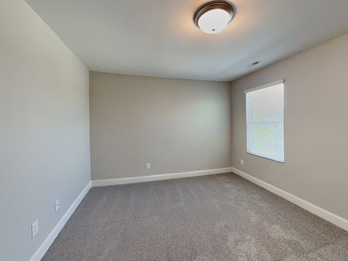 Building Photo - 3201 Emerald Ridge Ct