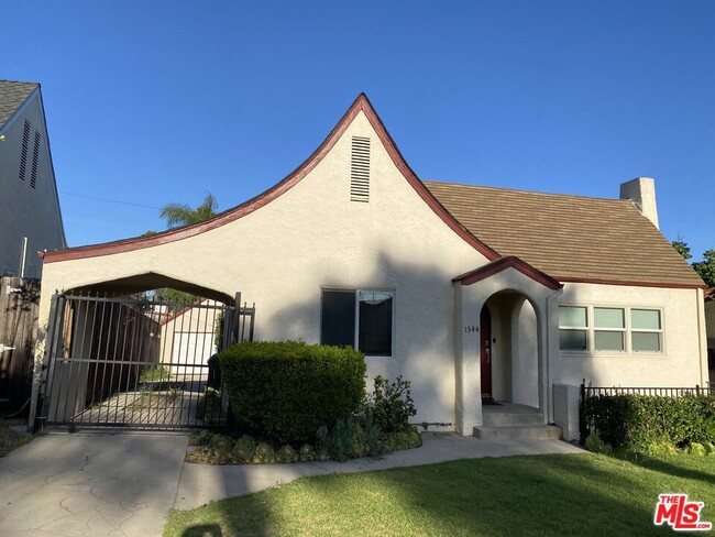 Building Photo - 1344 S Curson Ave