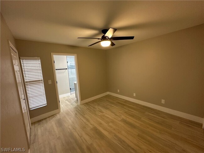 Building Photo - 9161 Seville Rd