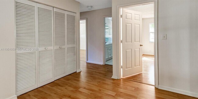 Building Photo - 1110 NW 108th Ave