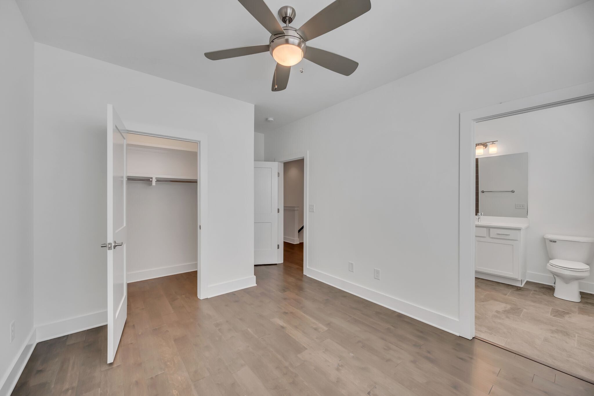 Building Photo - 504 Vernon Cir